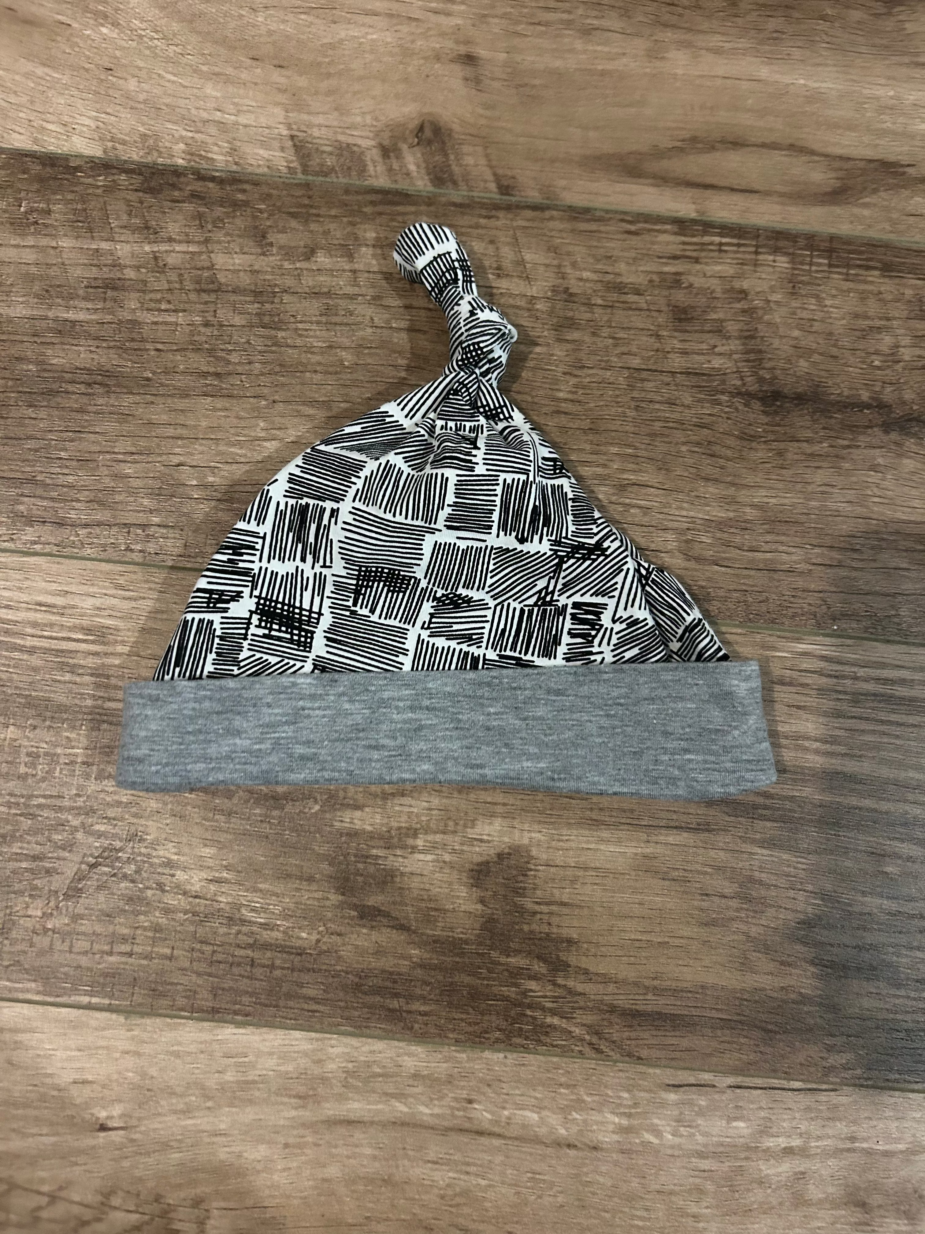 Fold over, Knot Hat Size-6-12 Months??