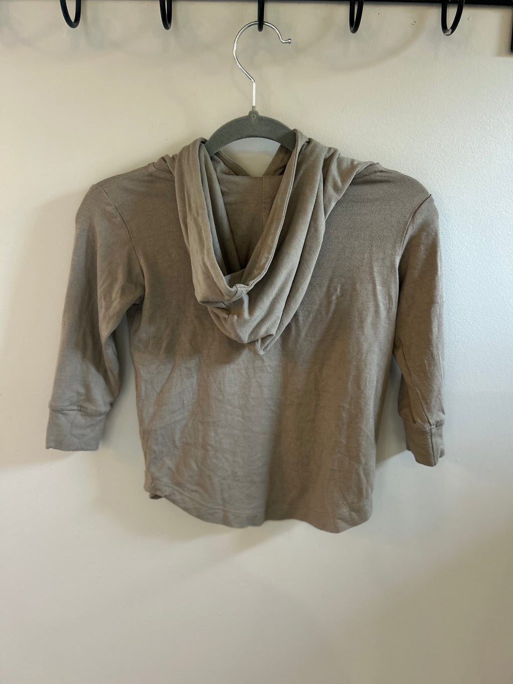 Kate and Quinn- Long Sleeve Skinny Essential Hoodie