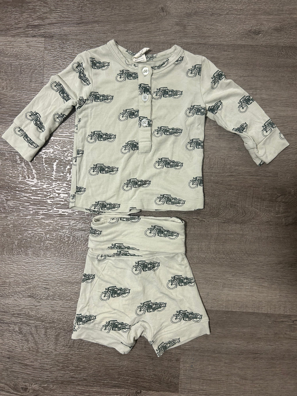 Kate Quinn- 2 piece bicycle print Shirt + Shorts- Size 3-6 Months