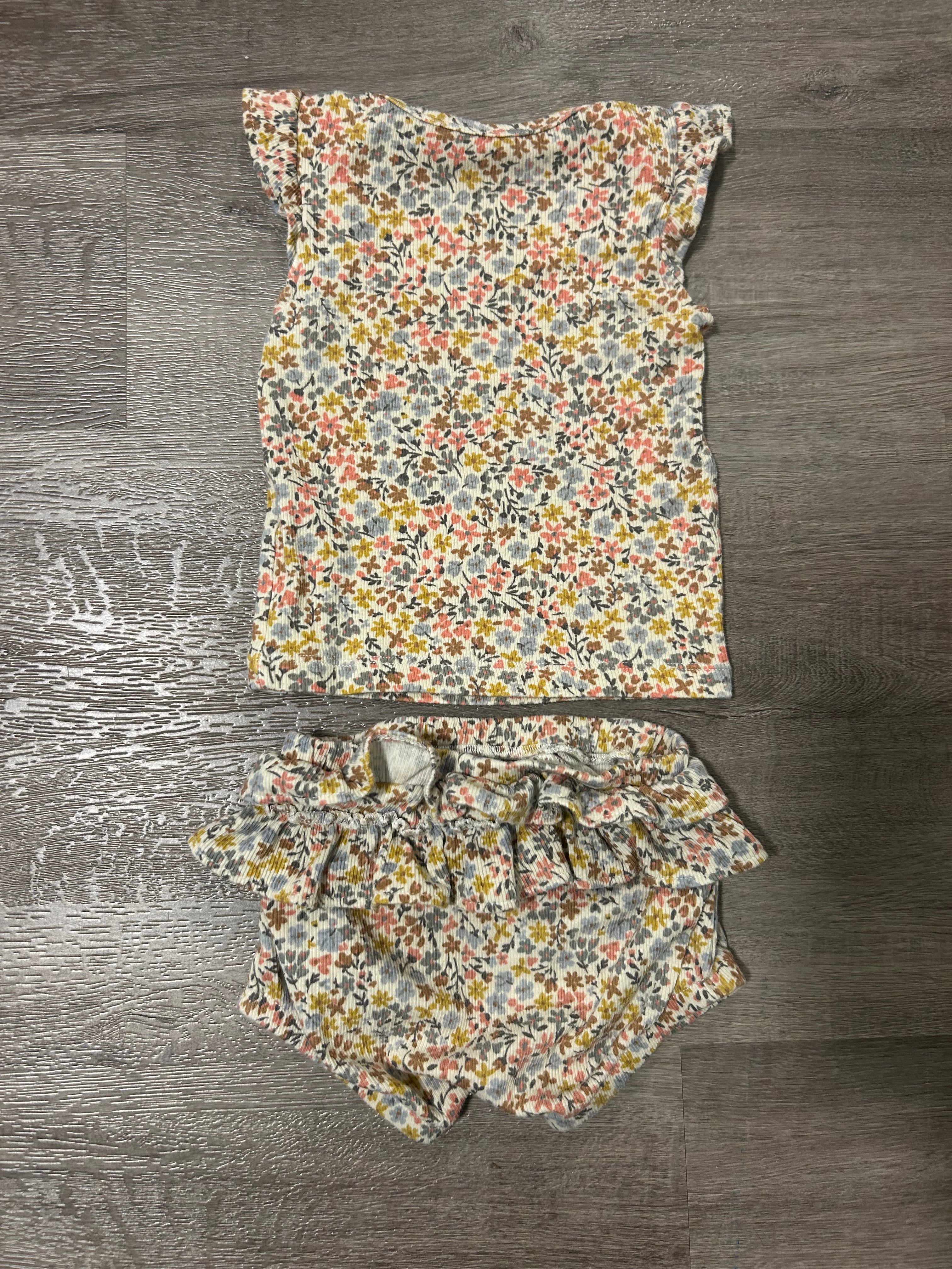 Little Planet two piece set- Size 6 Months