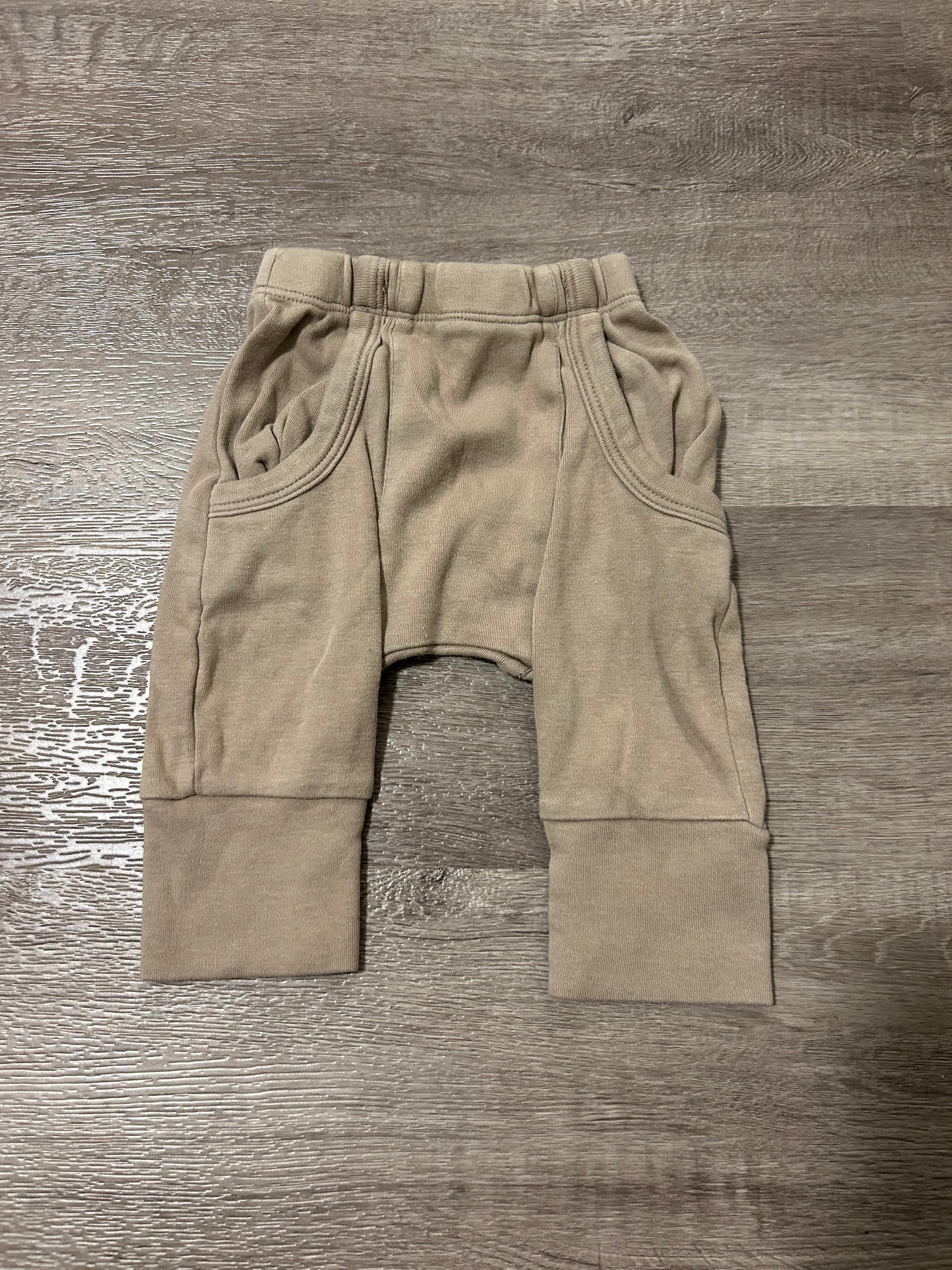Kate Quinn Pants- Size 0-3 Months