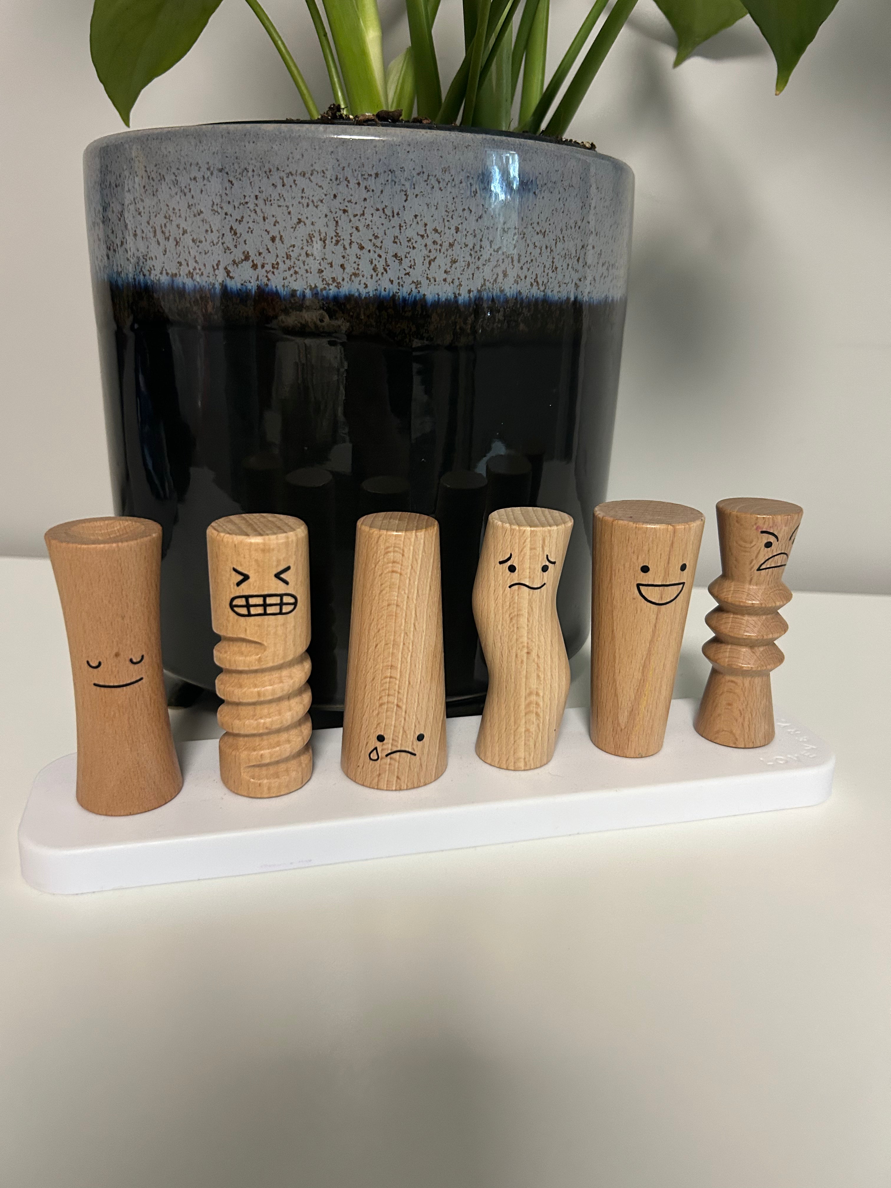 Lovevery Wooden Emotion Dolls