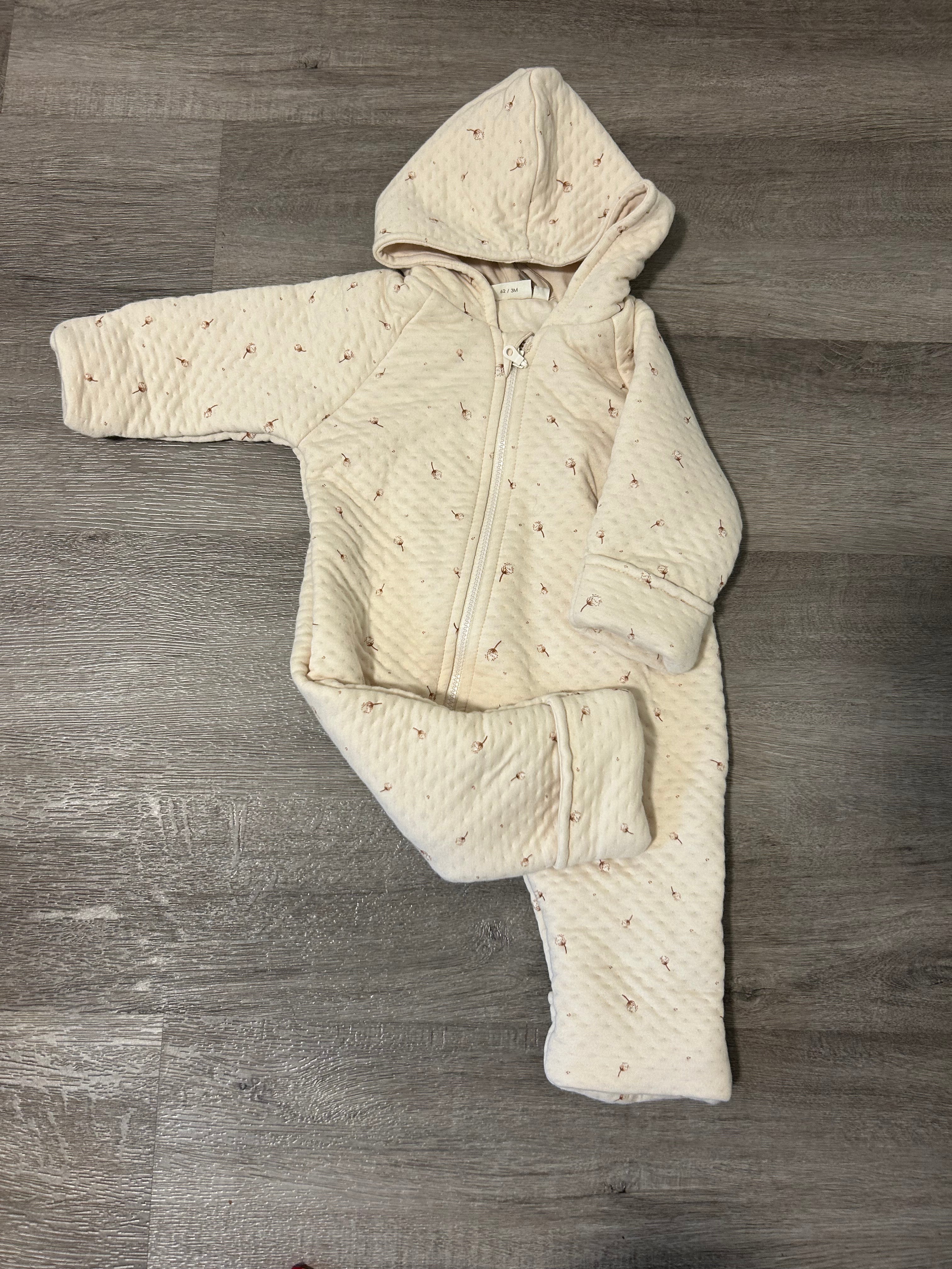 Fixoni Pram Suit- Sie 62/6 (0-3 Months?)