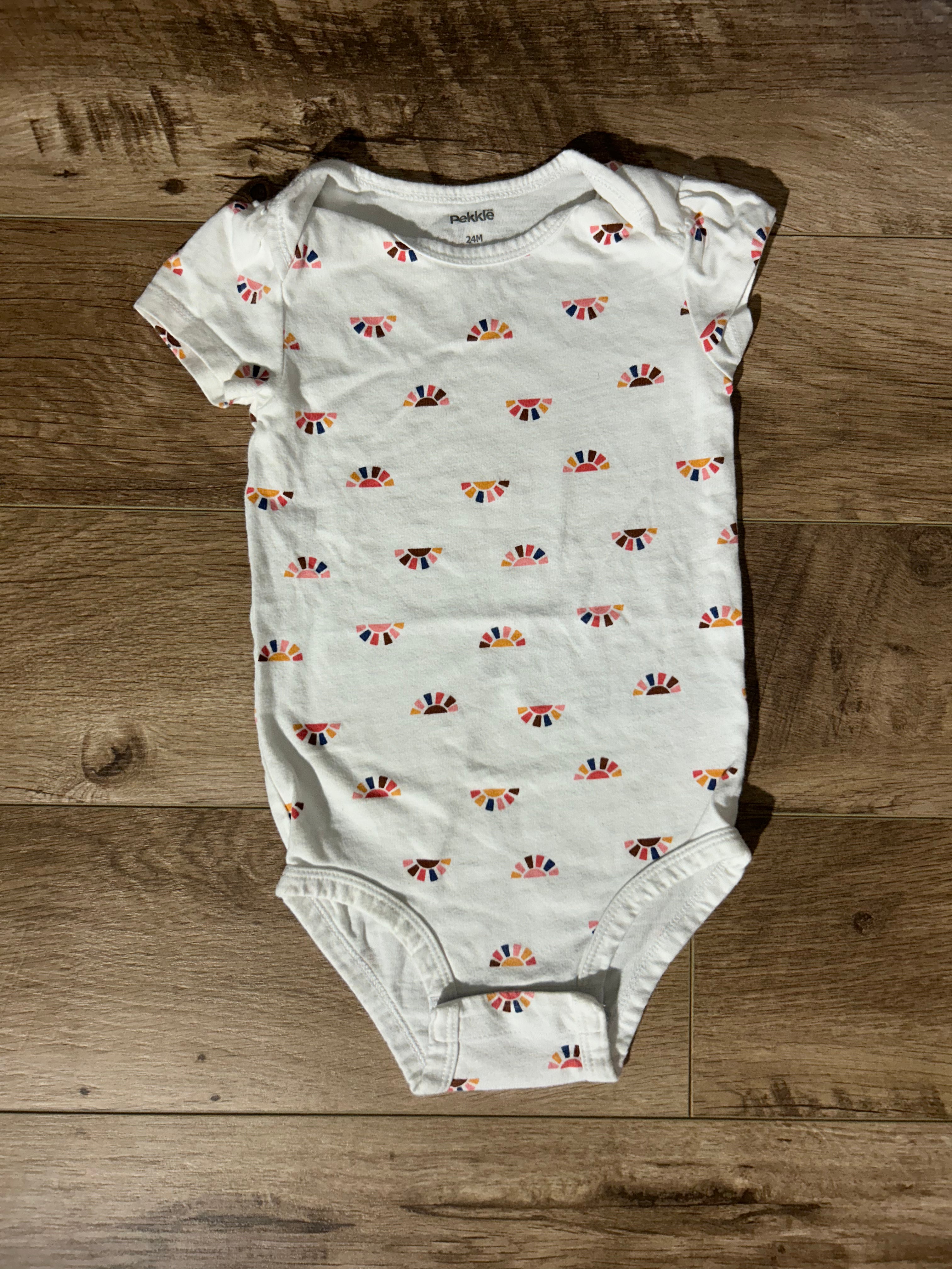 Pekkle Short Sleeve Bodysuit- Size 12 Months