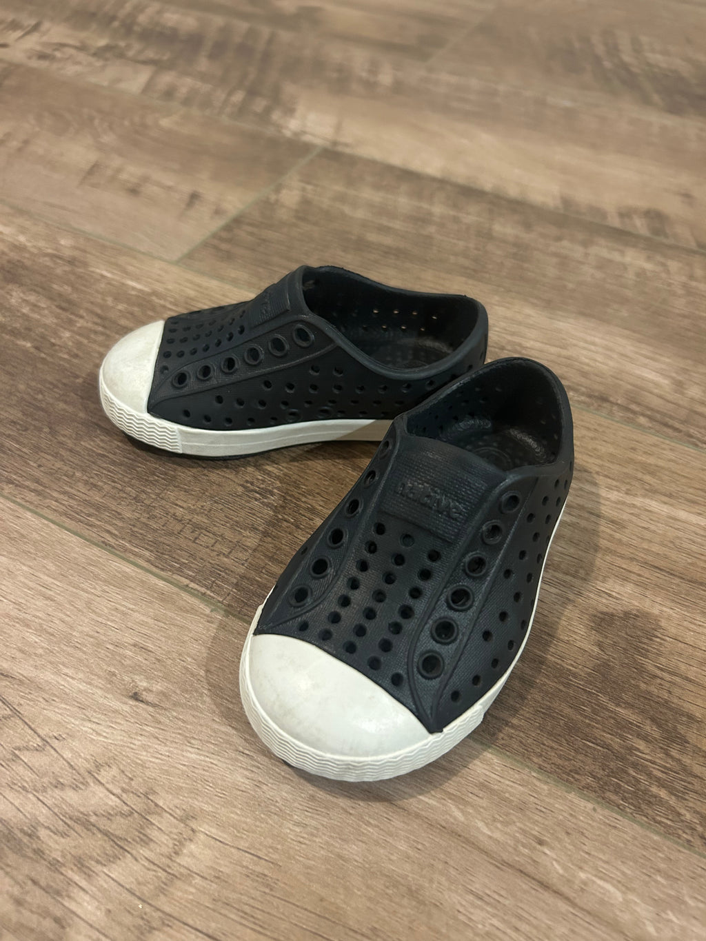 Native Black- Size C5