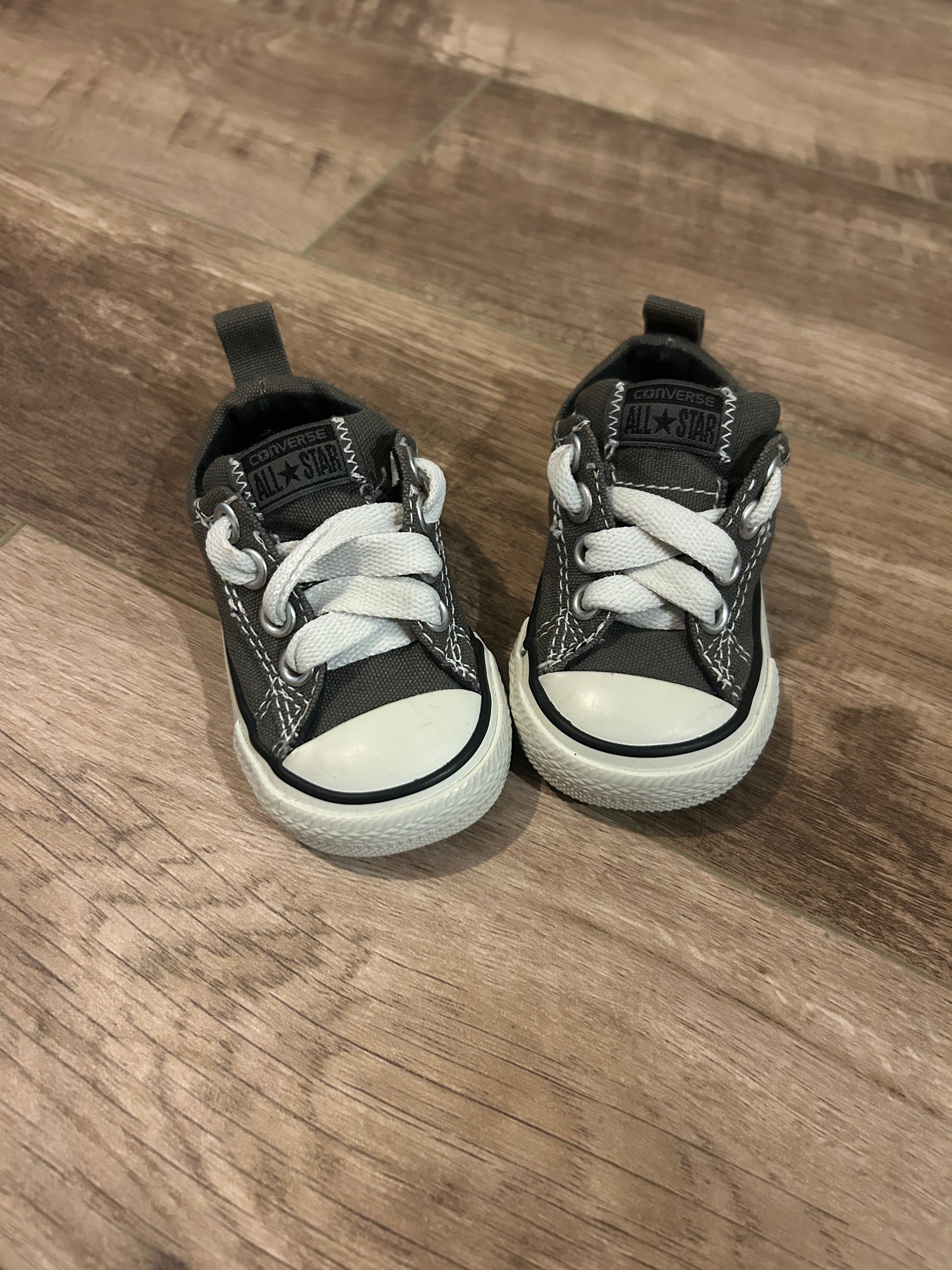 Converse Shoes- Size 3C