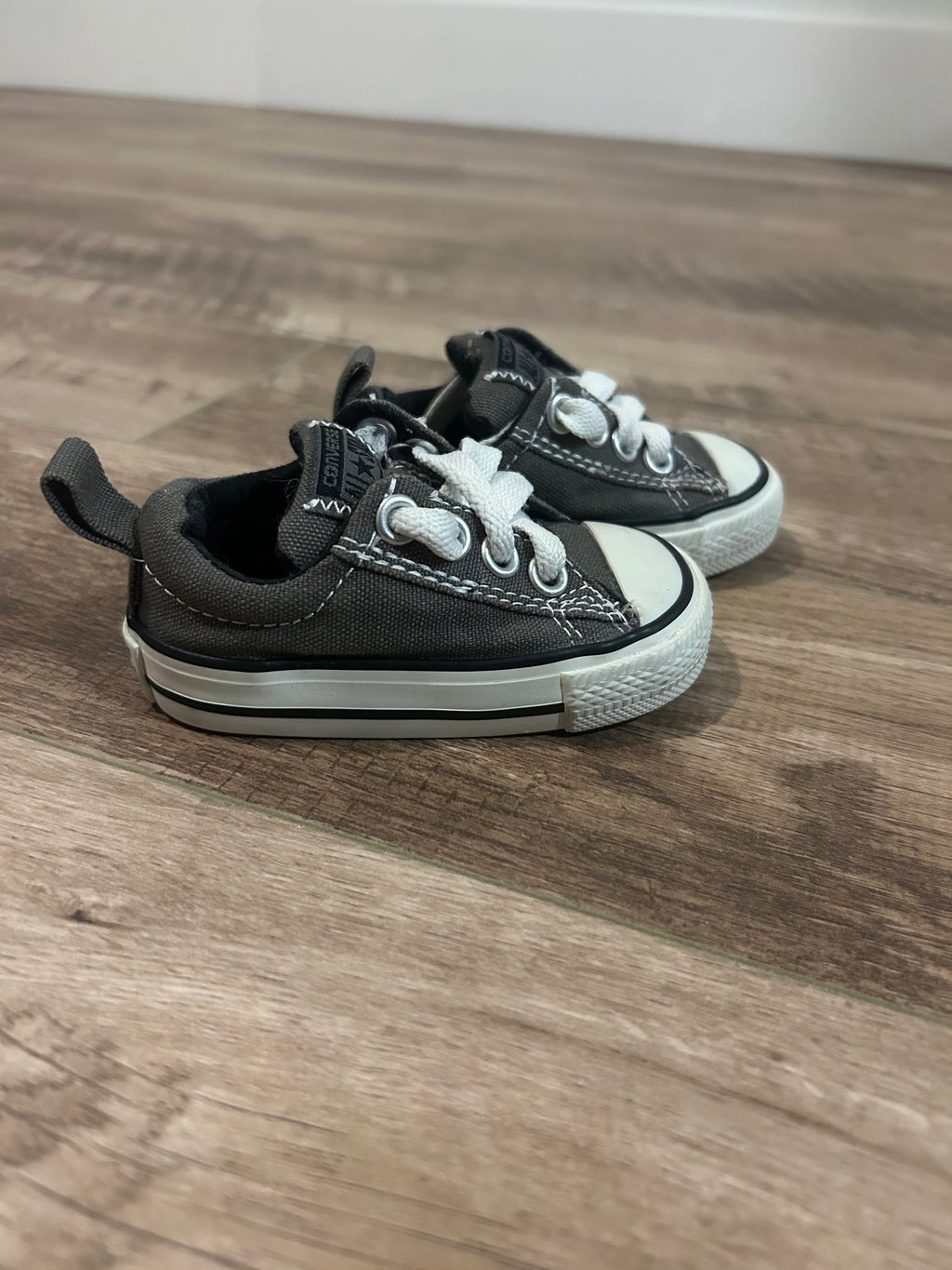 Converse Shoes- Size 3C