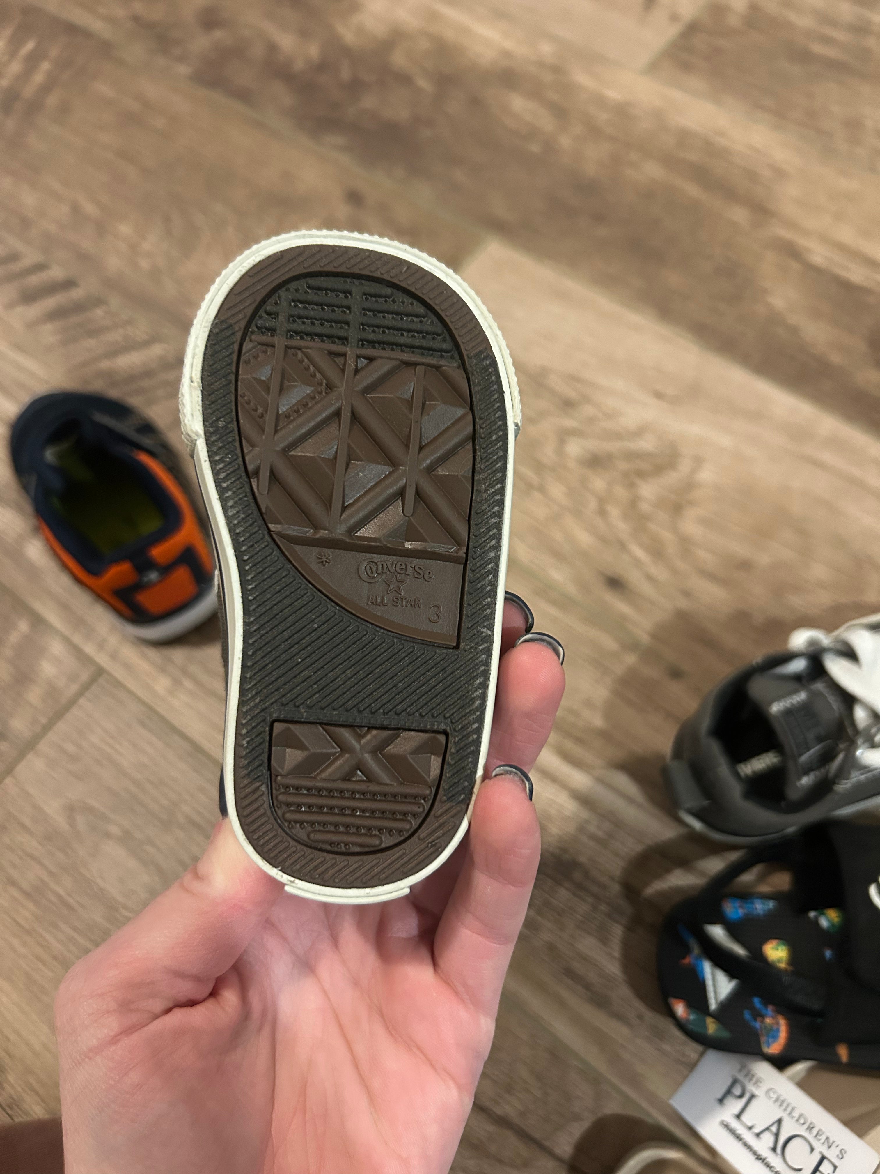 Converse Shoes- Size 3C