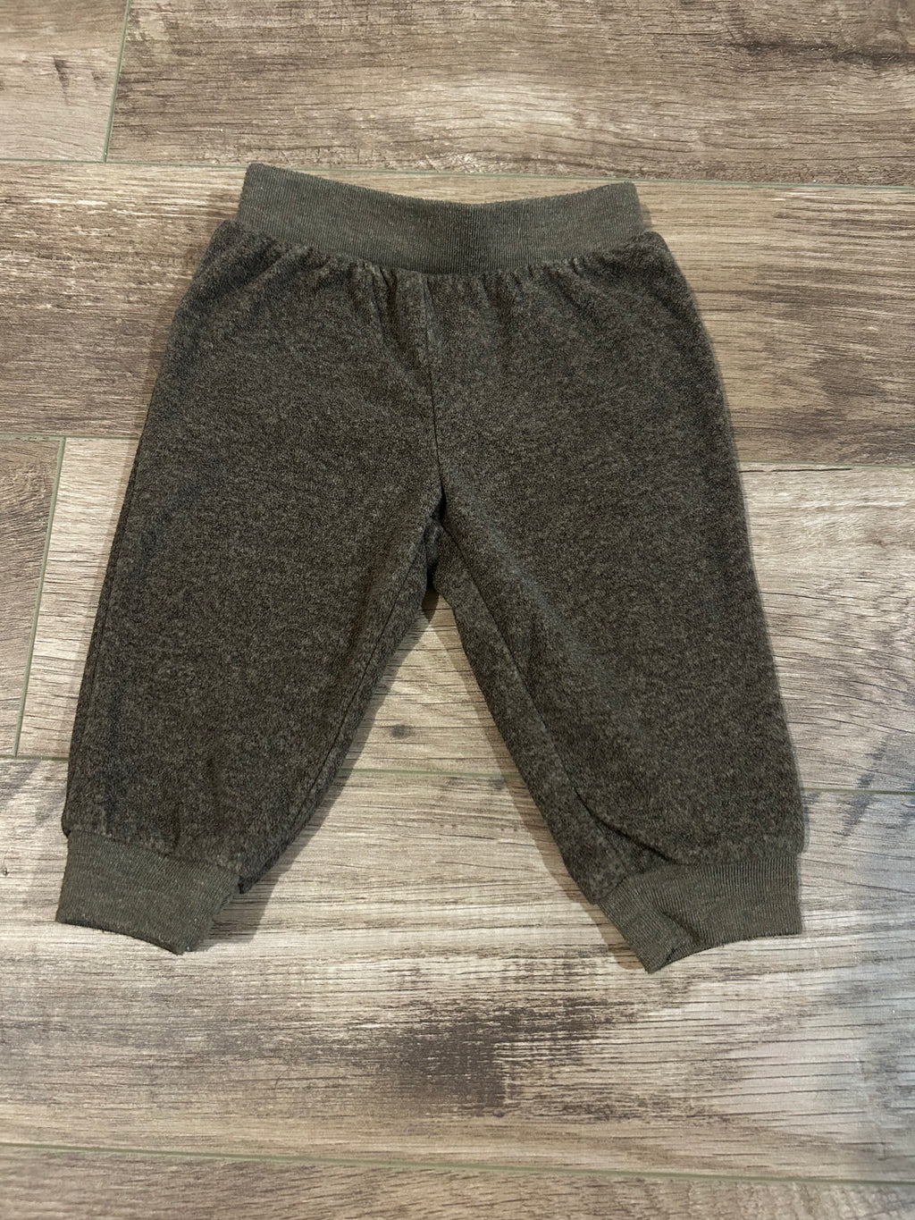 Simple joy's By Carters Sweat Pants- Size 6-9 Months
