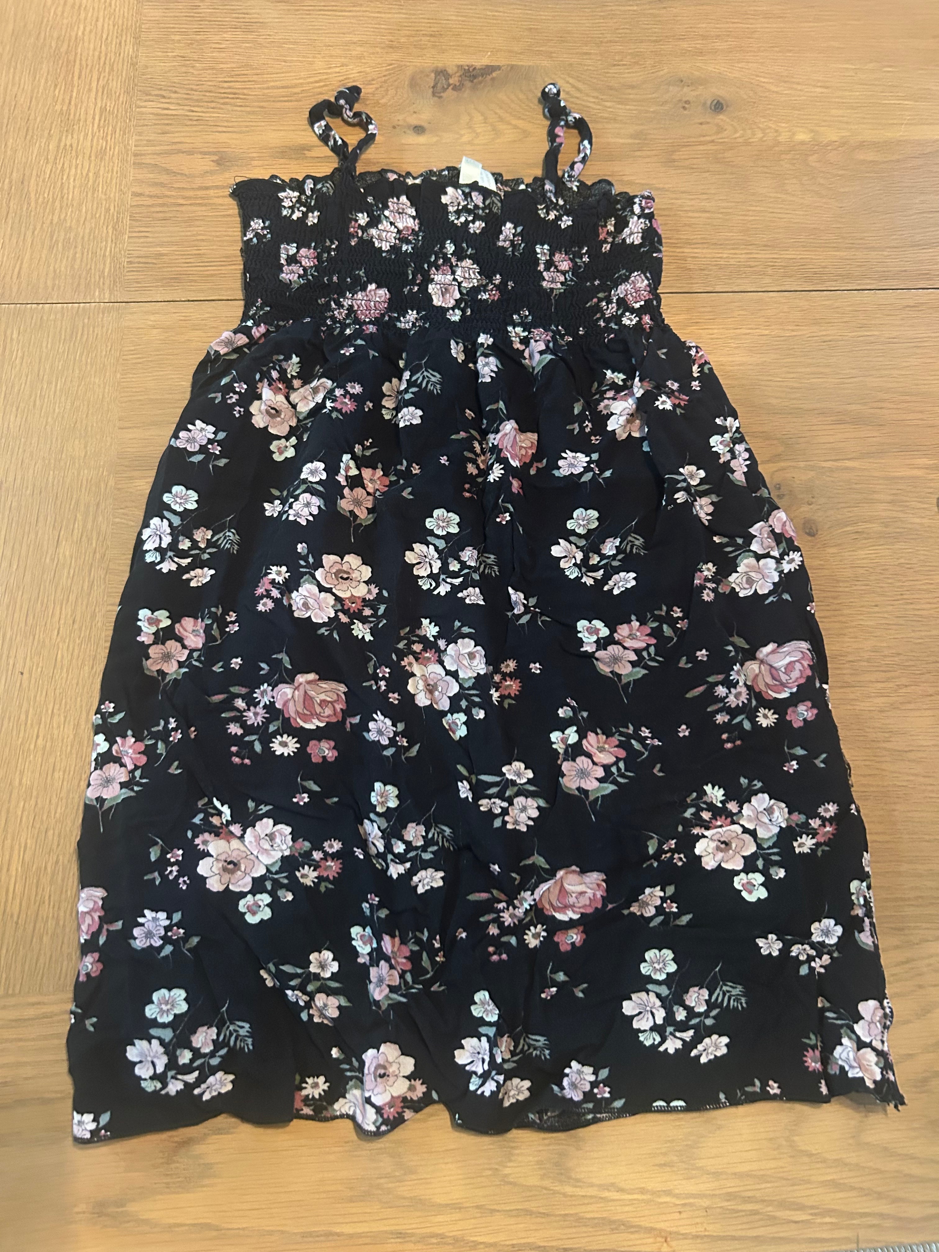 Margie Girl Dress- Size Medium (girls 6-7?)