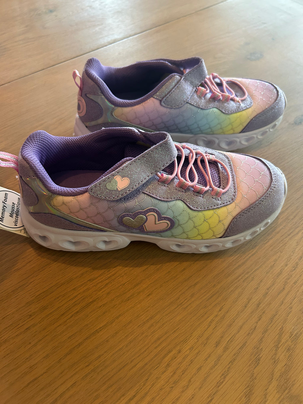 Athletic Works Light up, Memory Foam Shoes with Non Marking Soles- Size 3