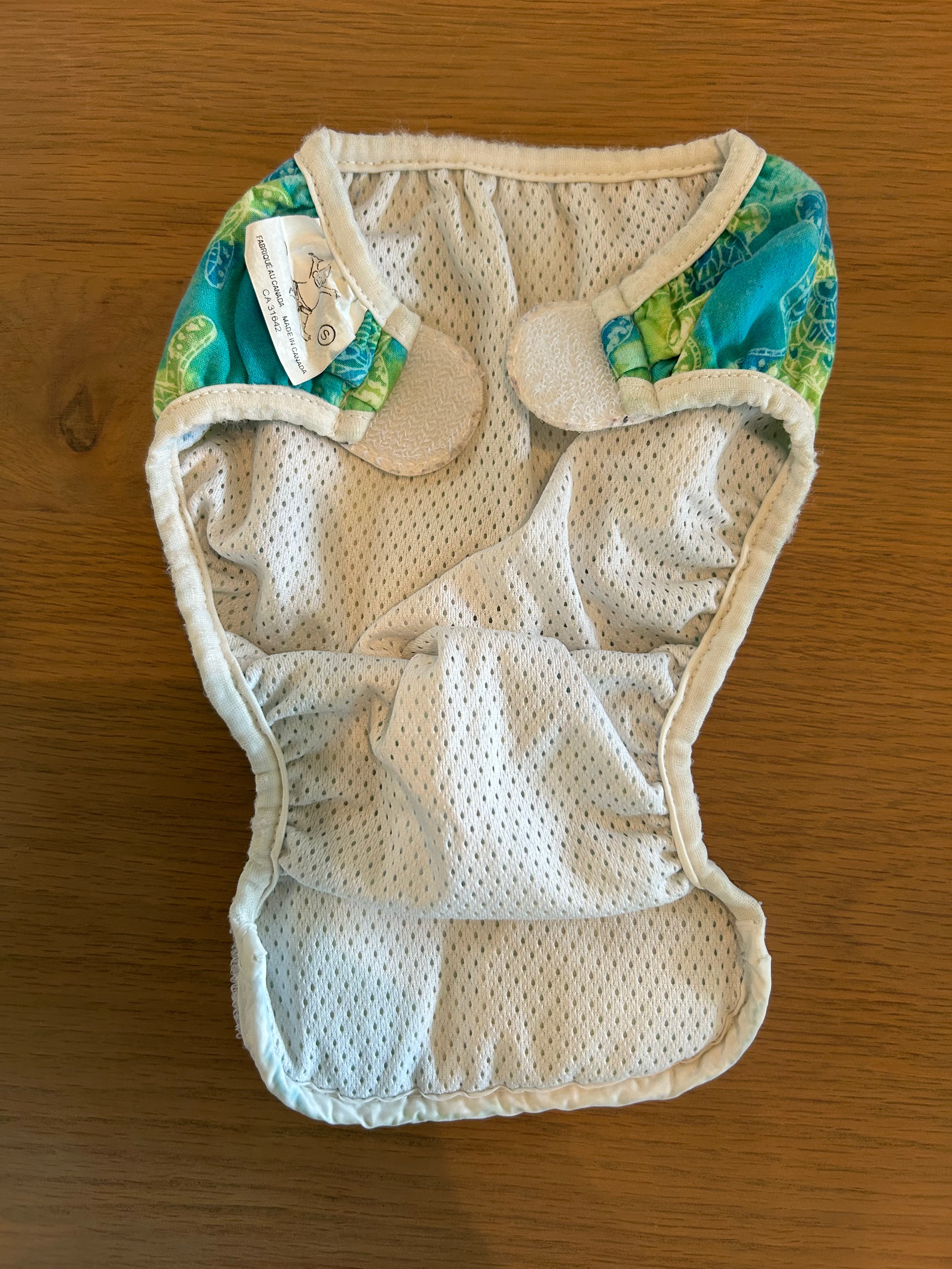 Turtle Swim Diaper With Adjustable Velcro- Size S (0-3?)