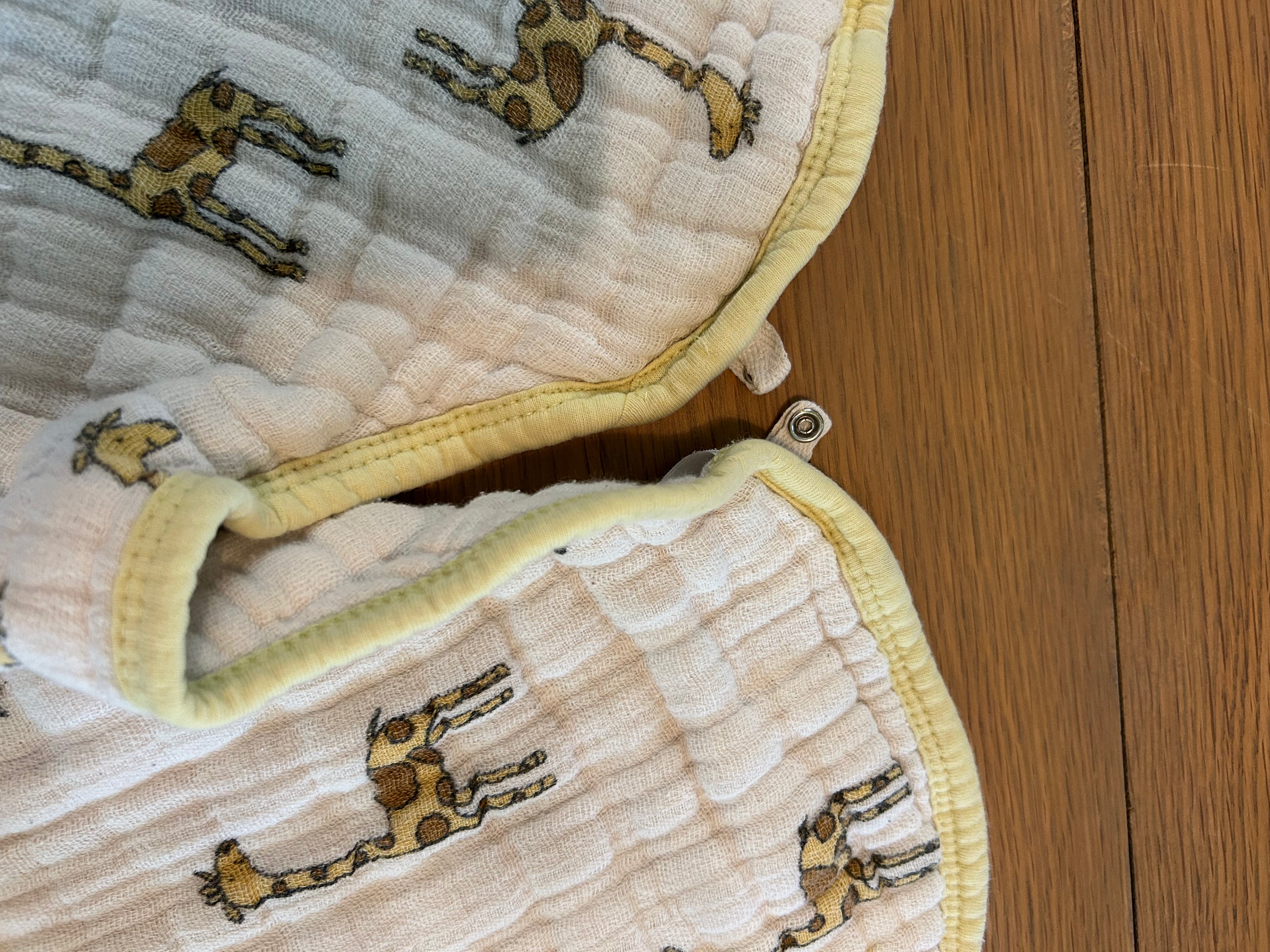 Aden + Anais Organic Muslim Sleep Sack And Bib- Size 6-12 Months/ 15-24lbs