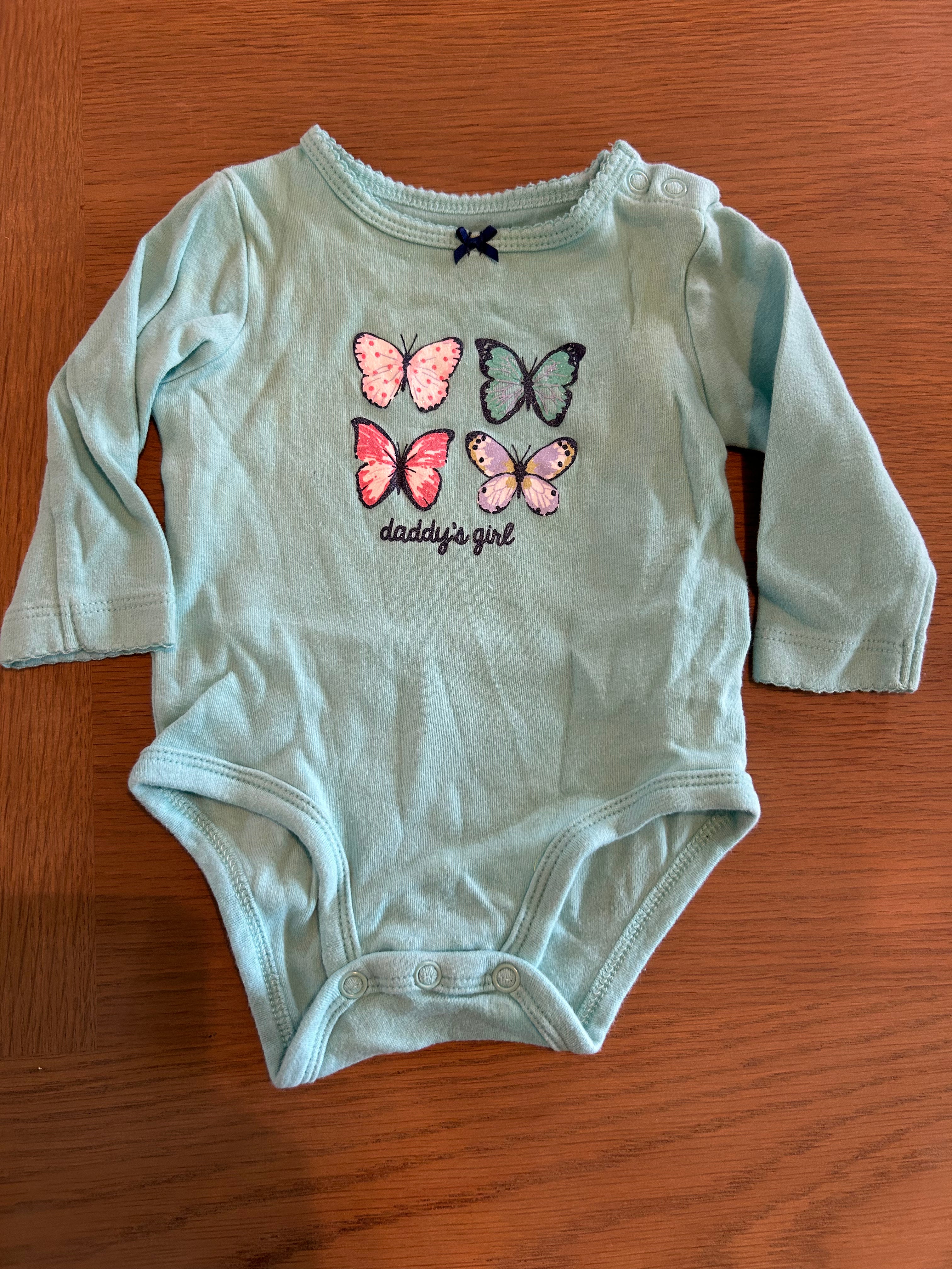 Carter's Long Sleeve Body Suit- Size 3 Months