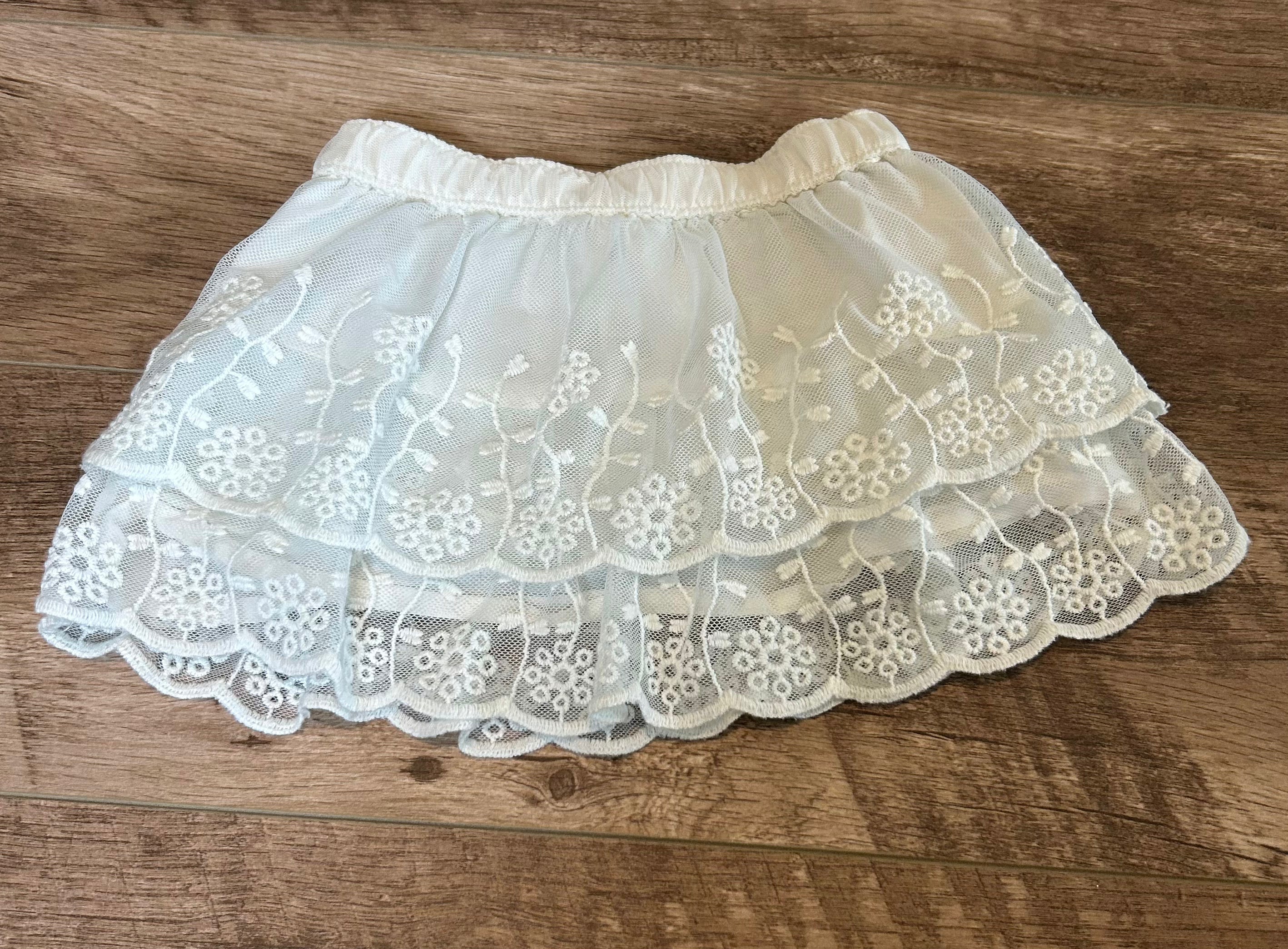 Carter's Skirt- size 12 Months