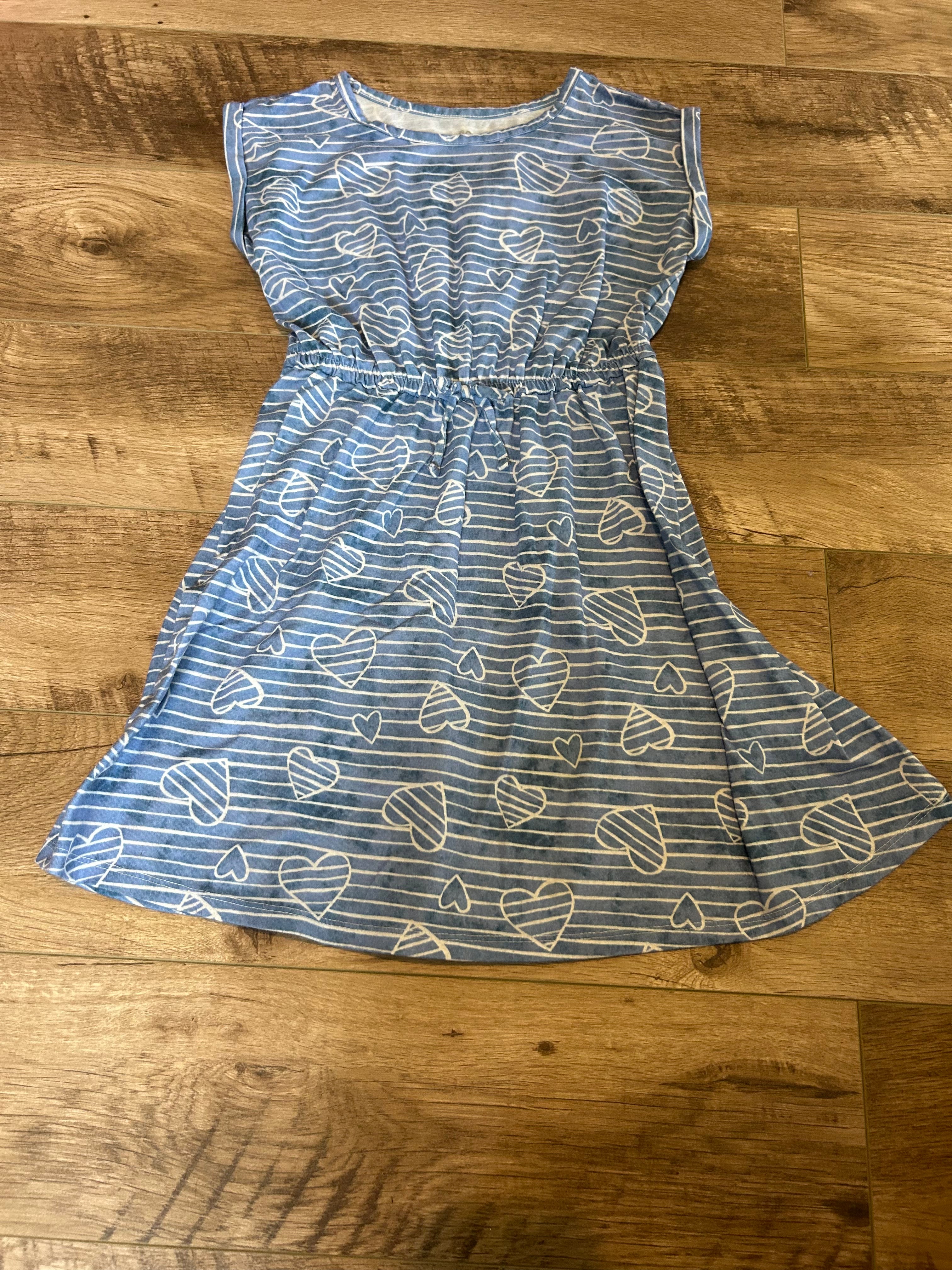 SO Heart Dress- Size 7/8
