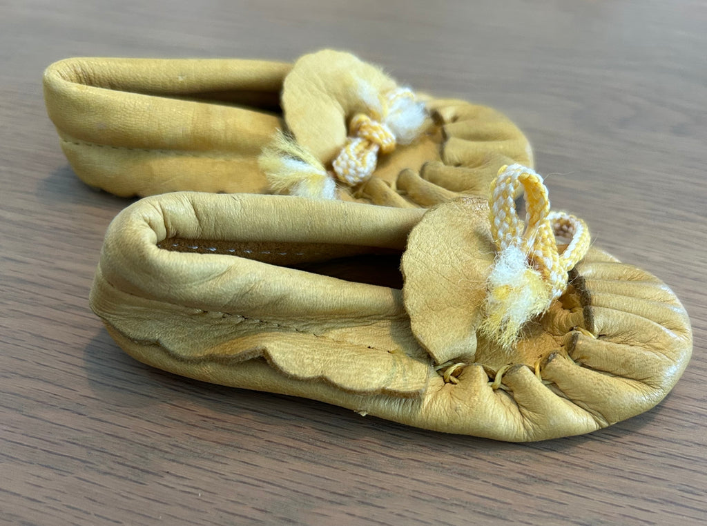 Cuir Leather Made In Canada Shoes- Size 0-6 Months?