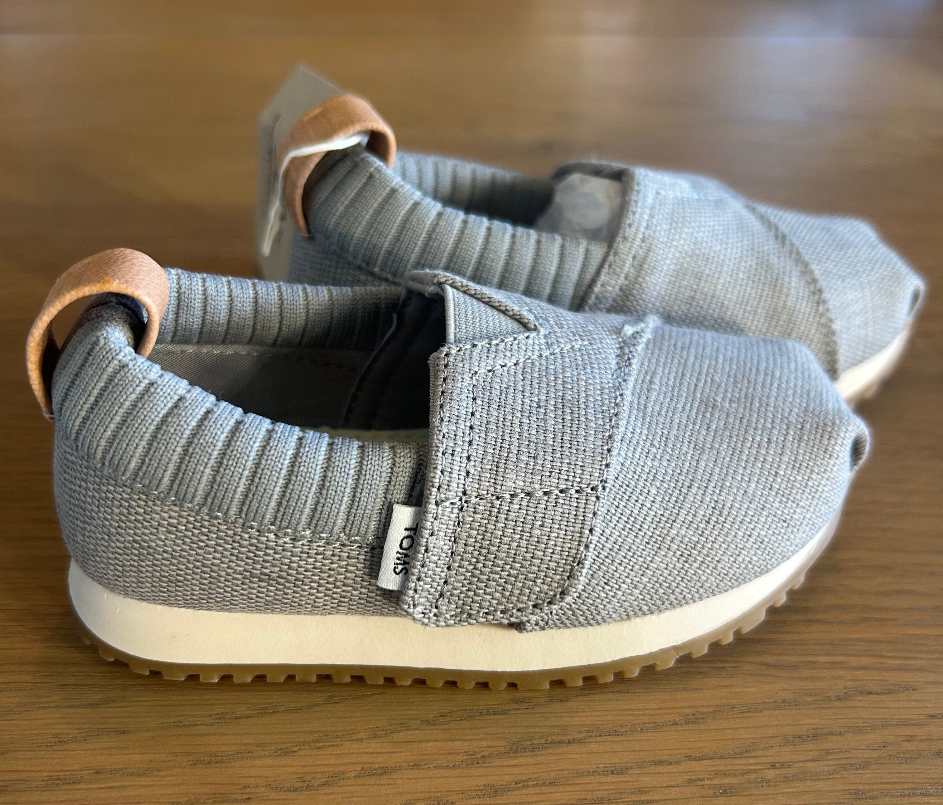 Tom's Tiny Alpargata Resident in Colour Drizzle Grey Heritage Canvas- Size T7