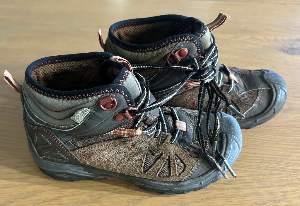 Merrell Capra Mid With Select Dry Technology- Size 1M